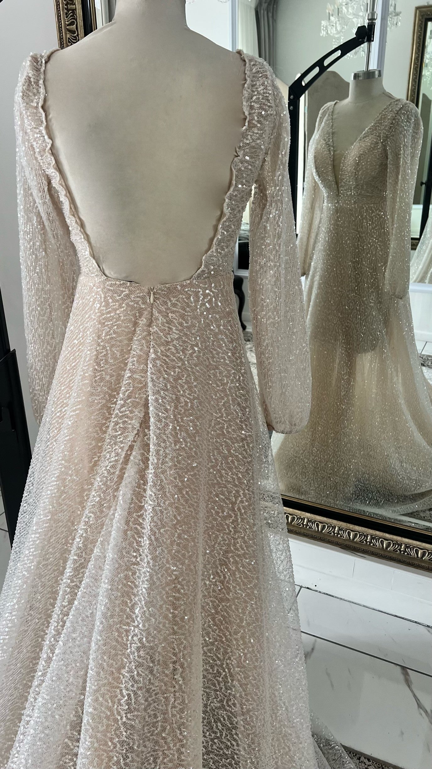 CODE 4002: Size 8/10