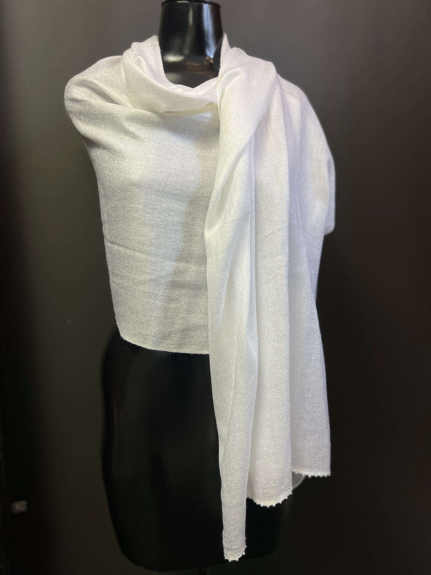 CODE 008: Pashmina with thin lace trim.