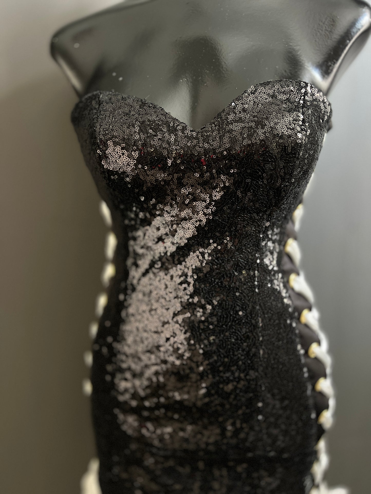 CODE 4033: Size 6/8