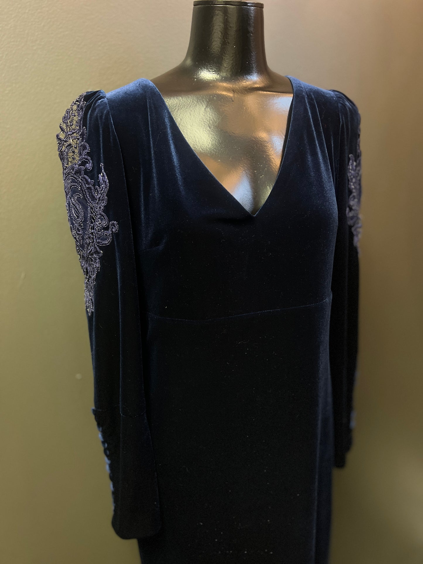 CODE 4016: Size 14/16