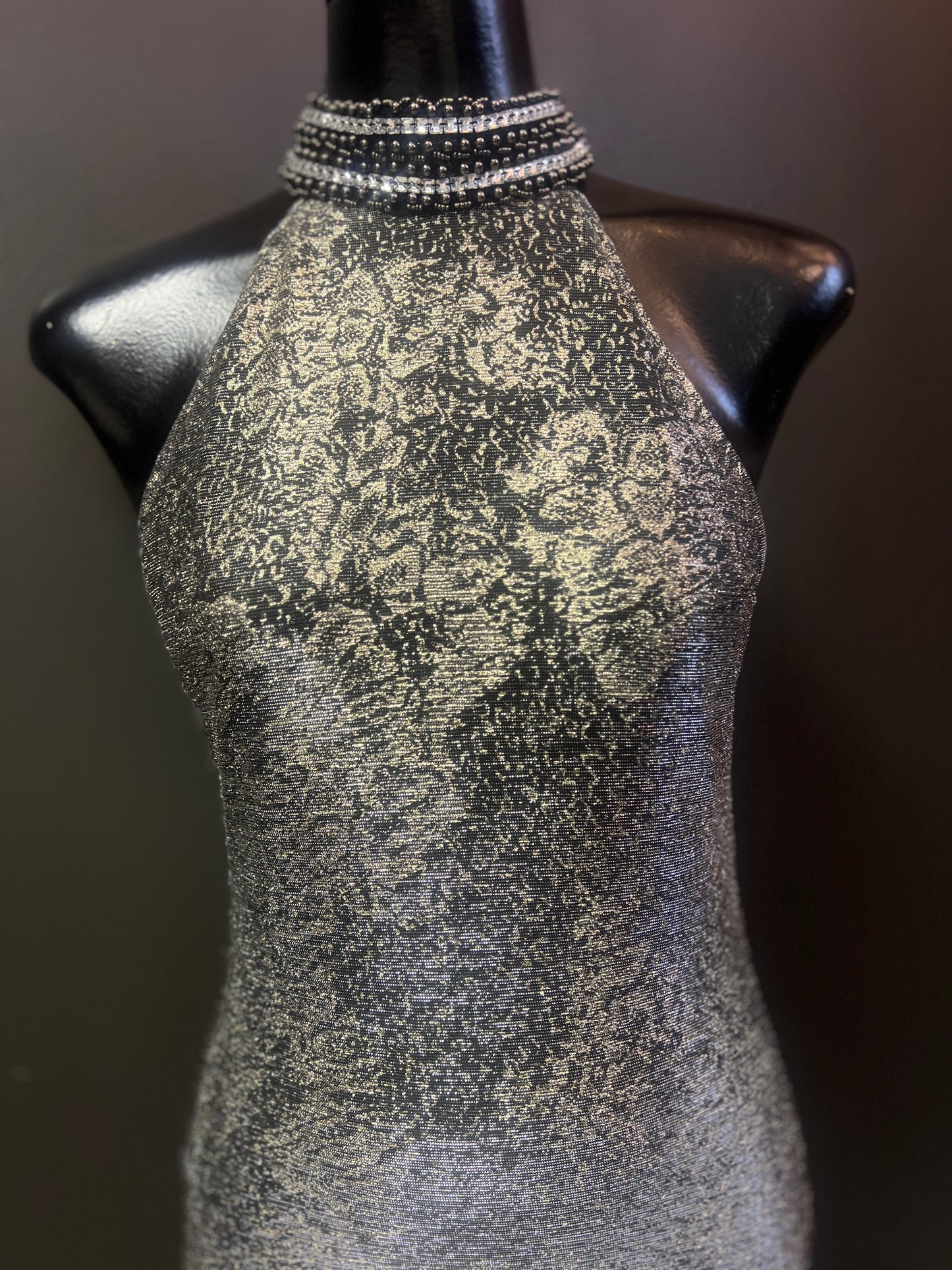 CODE 4011: Size 10