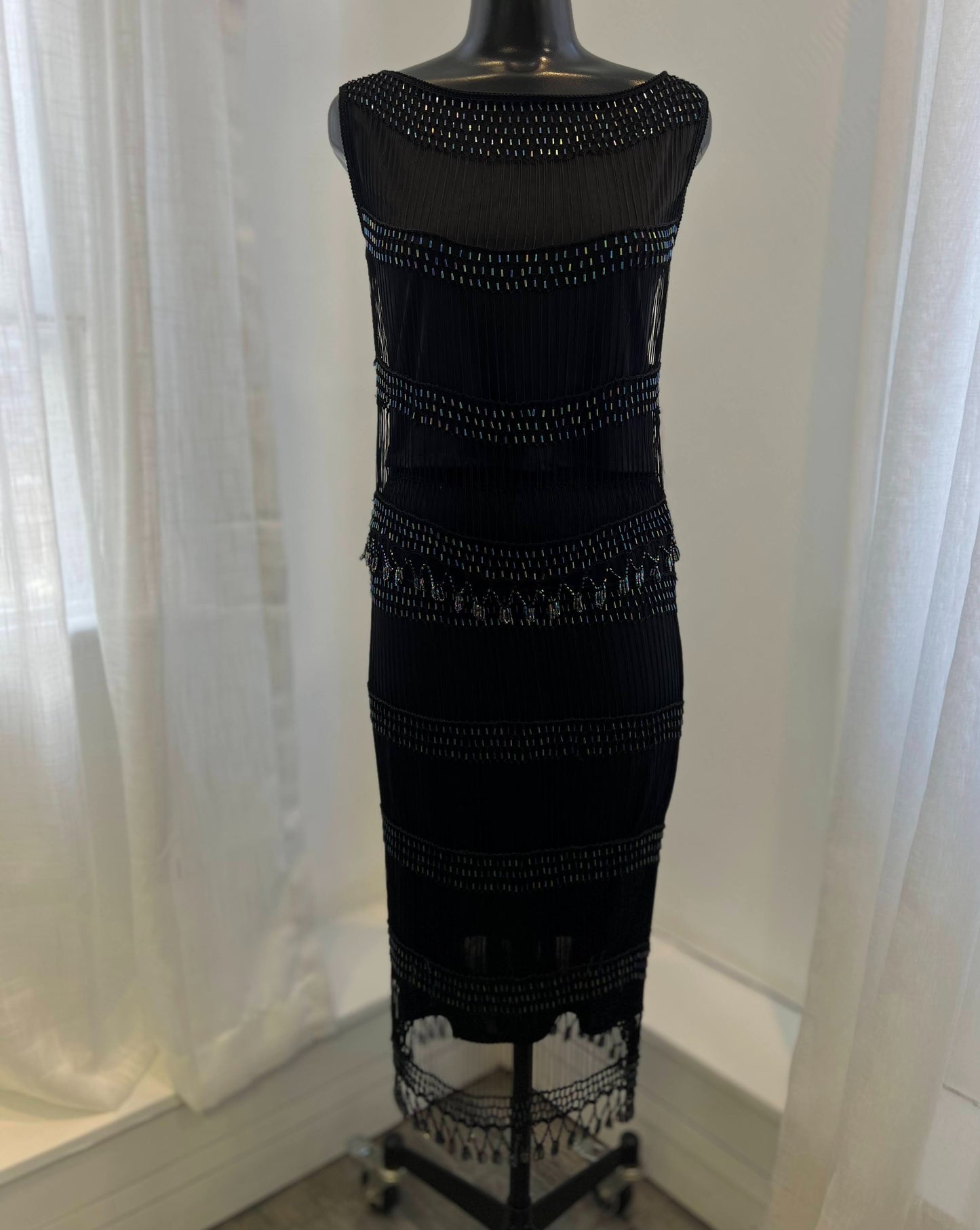 CODE 4092: Size 6/8