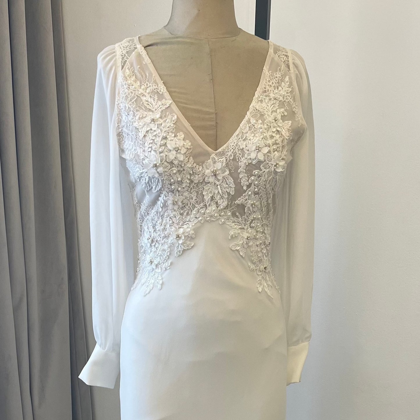 Code 2079: Size 8
