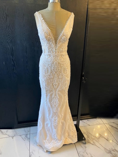 CODE 2135: Size 10