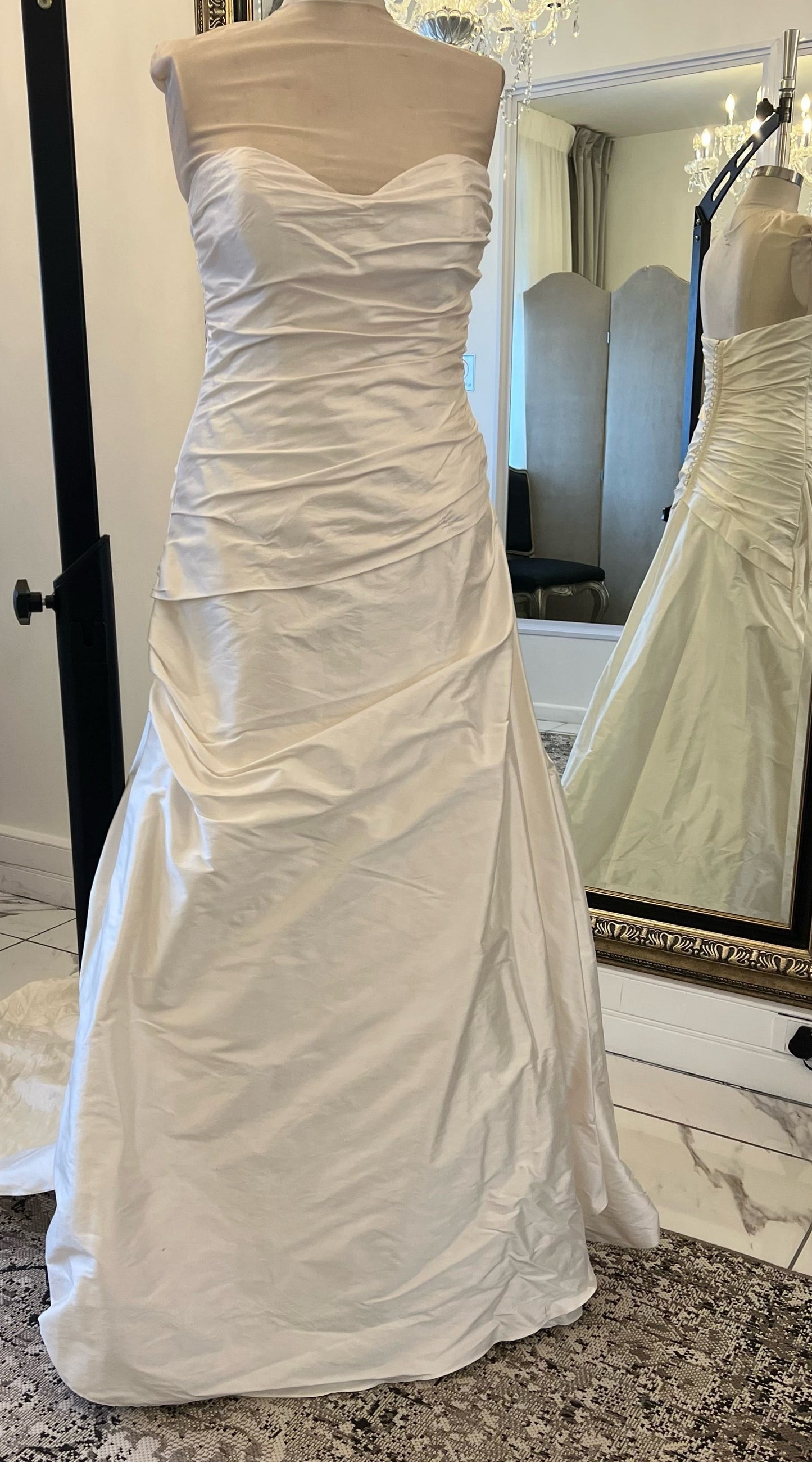 CODE 2184: Size 14