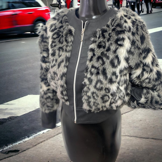 Grey faux fur Leopard jacket