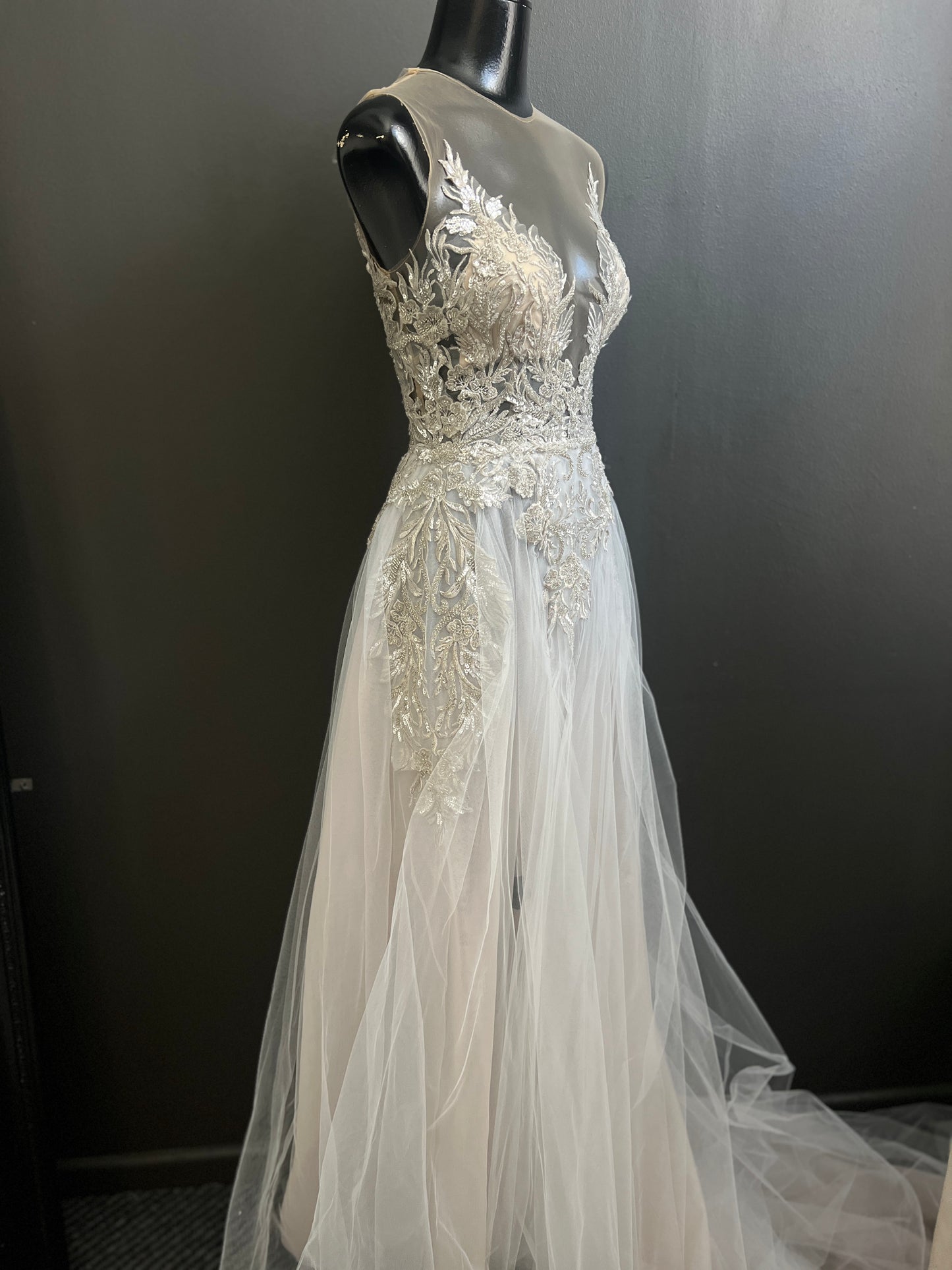 CODE 4070: Size 8/10