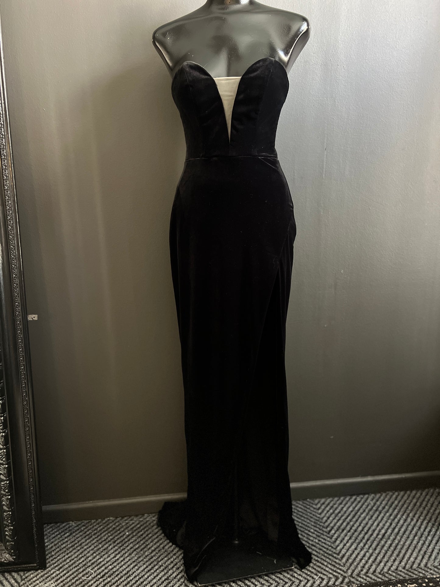 CODE 4123 : Size 8/10