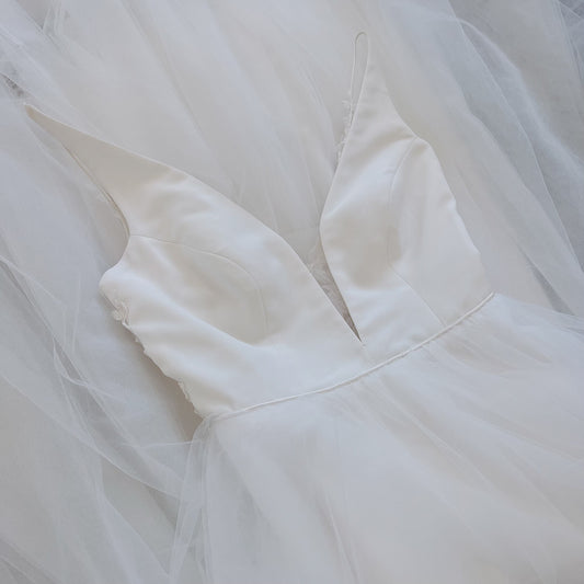 CODE 2176: Size 6/8
