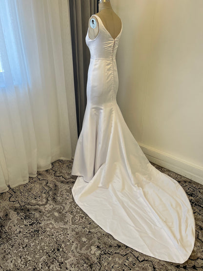 CODE 2127: Size 8/10