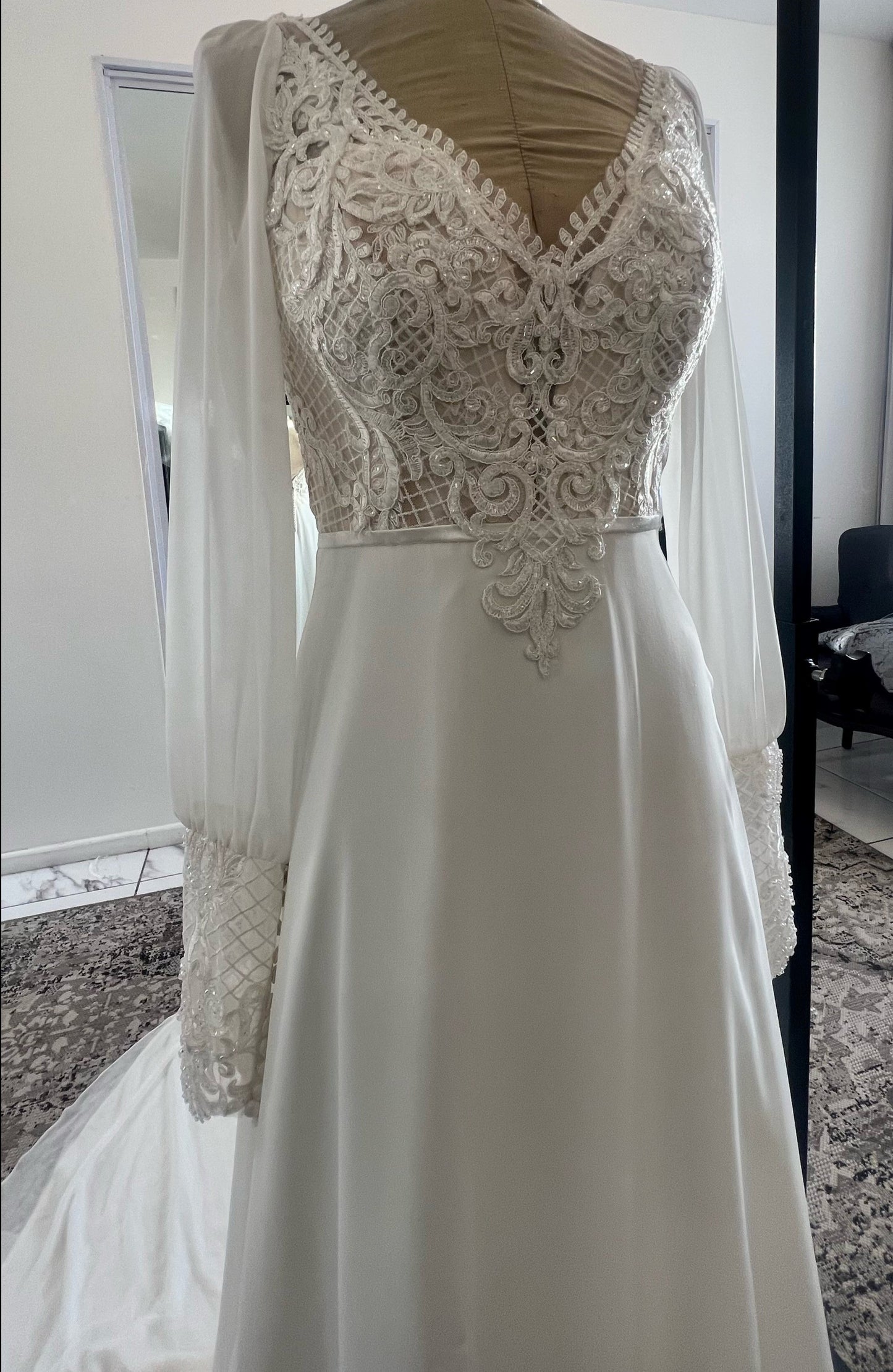 CODE 2034: Size 10